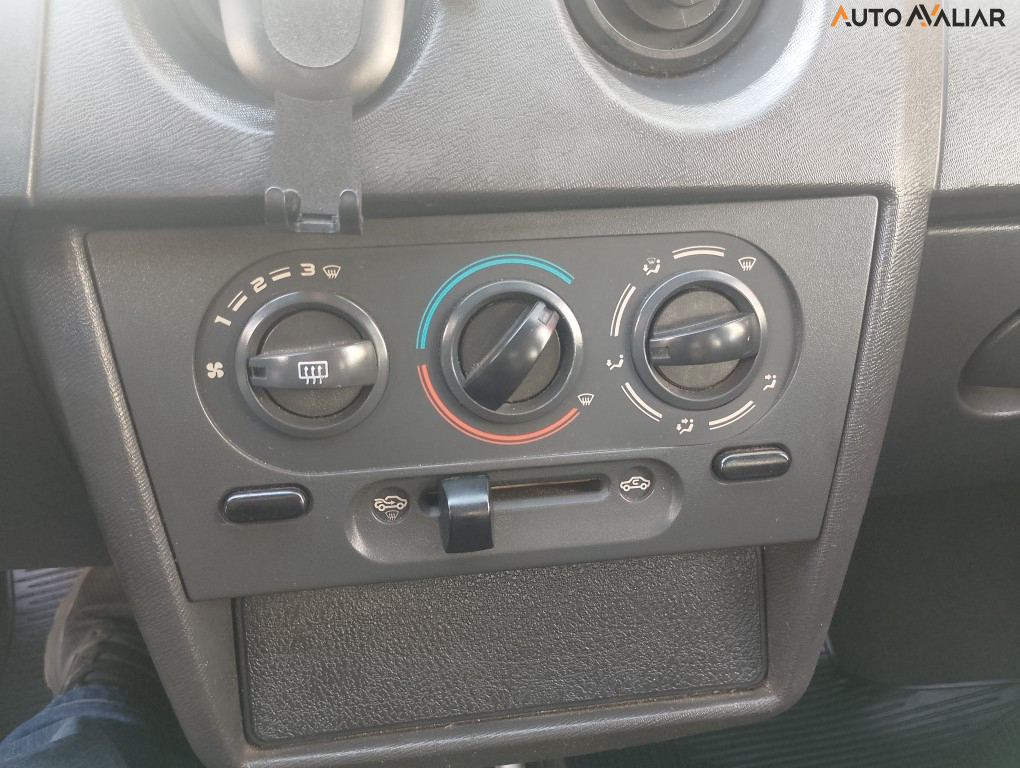 CHEVROLET CELTA 1.0 MPFI VHCE SPIRIT 8V FLEX 4P MANUAL