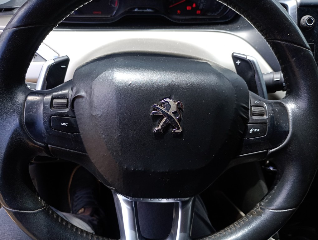 PEUGEOT 2008 1.6 16V FLEX ALLURE 4P AUTOMATICO