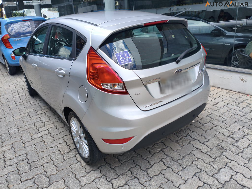 FORD FIESTA 1.6 TITANIUM HATCH 16V FLEX 4P POWERSHIFT