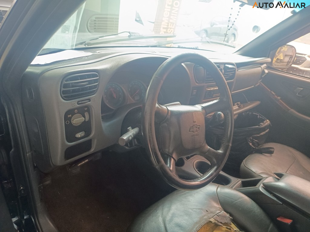 CHEVROLET S10 2.4 MPFI EXECUTIVE 4X2 CD 8V FLEX 4P MANUAL