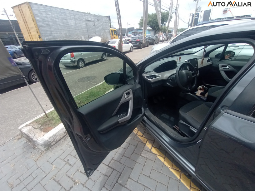 PEUGEOT 208 1.2 ACTIVE 12V FLEX 4P MANUAL