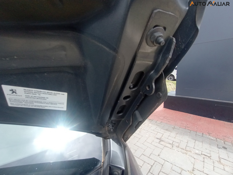 PEUGEOT 208 1.2 ACTIVE 12V FLEX 4P MANUAL