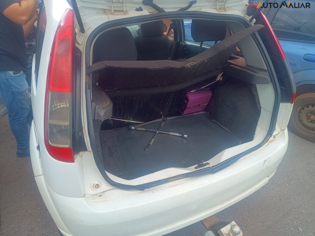 FORD FIESTA 1.0 ROCAM HATCH 8V FLEX 4P MANUAL