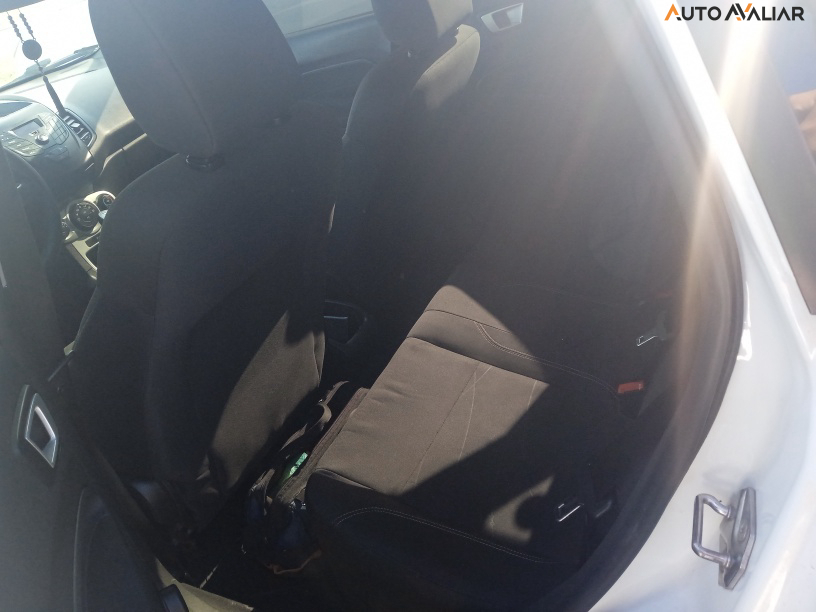 FORD FIESTA 1.6 SE HATCH 16V FLEX 4P MANUAL