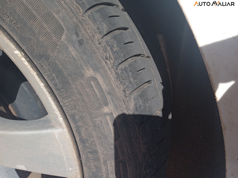 FORD FIESTA 1.6 SE HATCH 16V FLEX 4P MANUAL