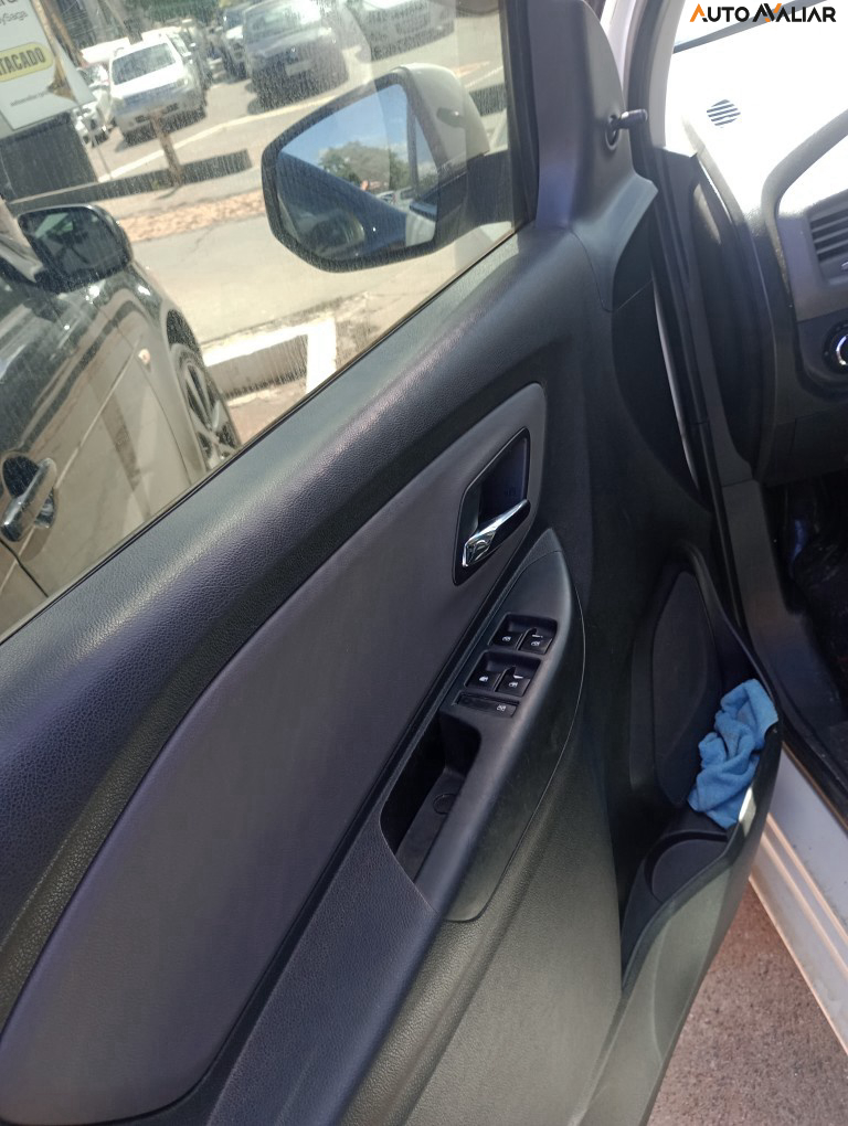 CHEVROLET SPIN 1.8 LT 8V FLEX 4P MANUAL