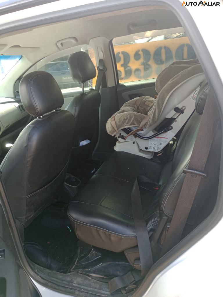 CHEVROLET SPIN 1.8 LT 8V FLEX 4P MANUAL