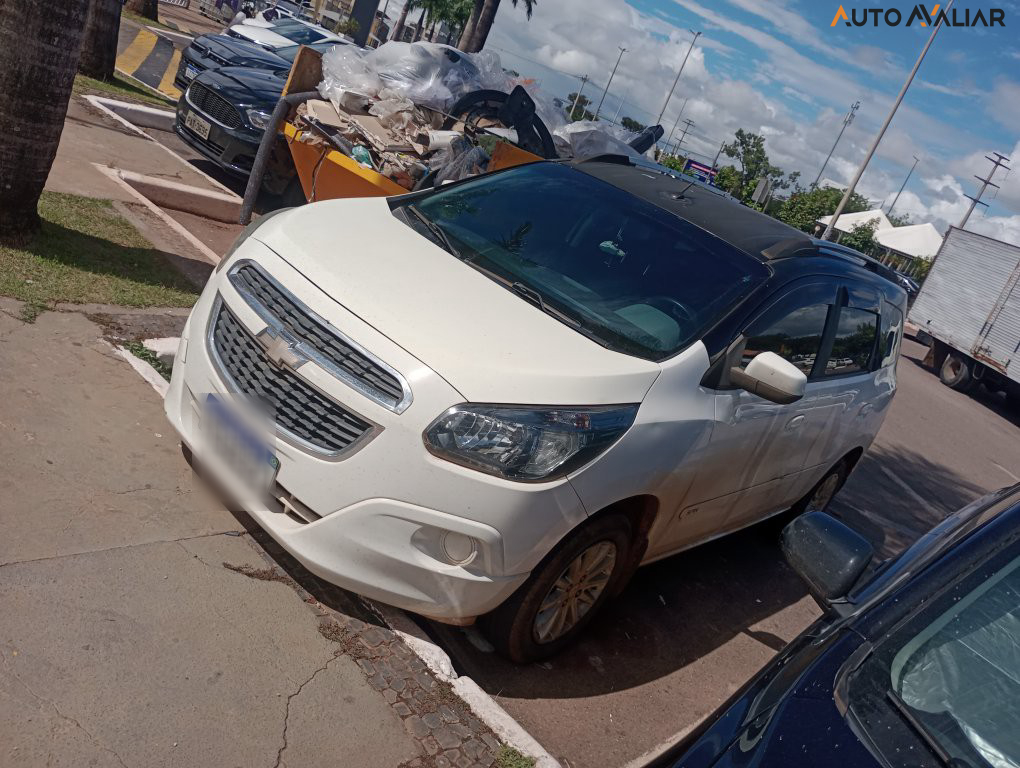 CHEVROLET SPIN 1.8 LT 8V FLEX 4P MANUAL