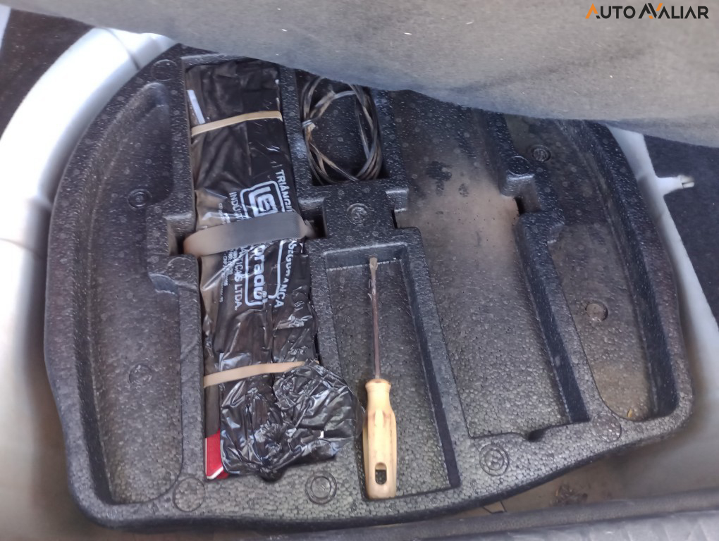 CHEVROLET SPIN 1.8 LT 8V FLEX 4P MANUAL