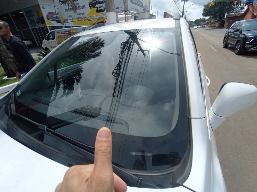 CHEVROLET TRACKER 1.8 MPFI LTZ 4X2 16V FLEX 4P AUTOMATICO