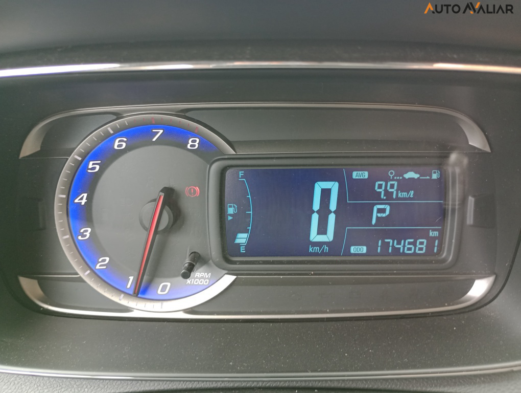 CHEVROLET TRACKER 1.8 MPFI LTZ 4X2 16V FLEX 4P AUTOMATICO