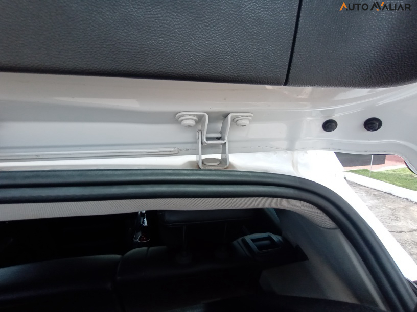 CHEVROLET TRACKER 1.8 MPFI LTZ 4X2 16V FLEX 4P AUTOMATICO