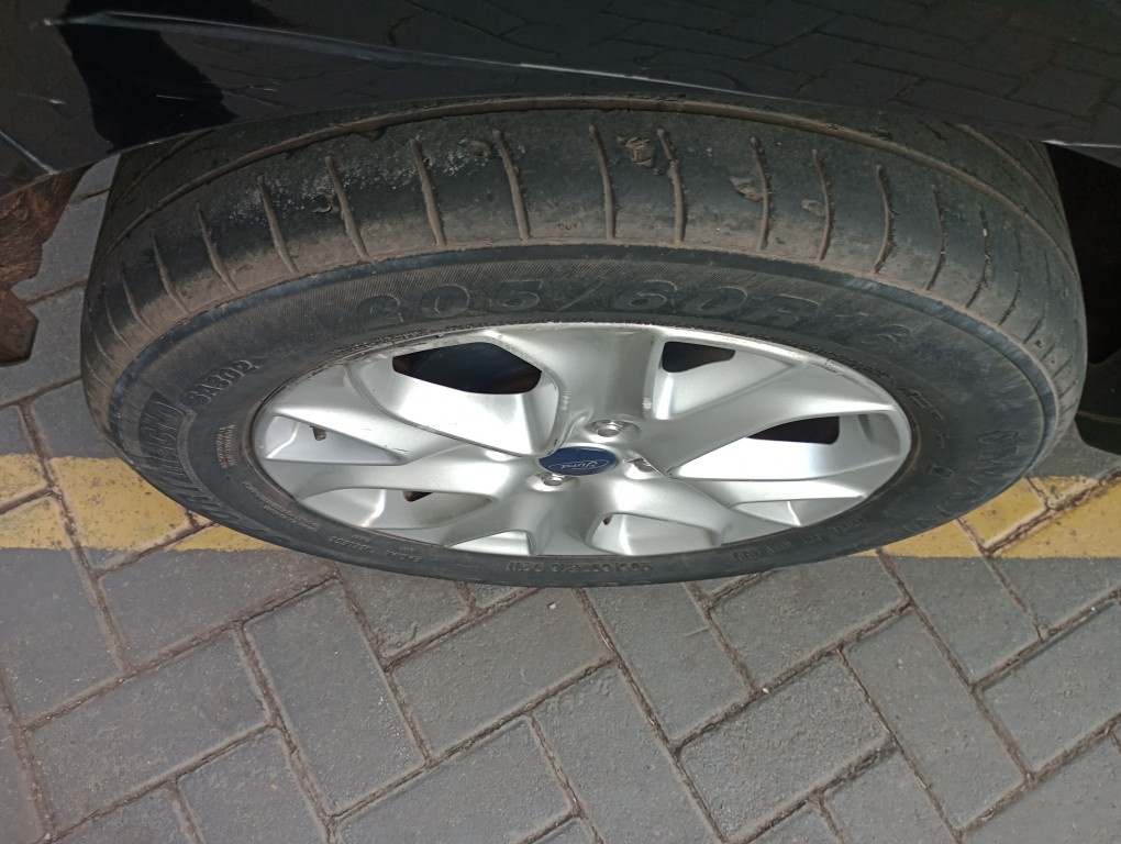 FORD ECOSPORT 2.0 TITANIUM 16V FLEX 4P AUTOMATICO