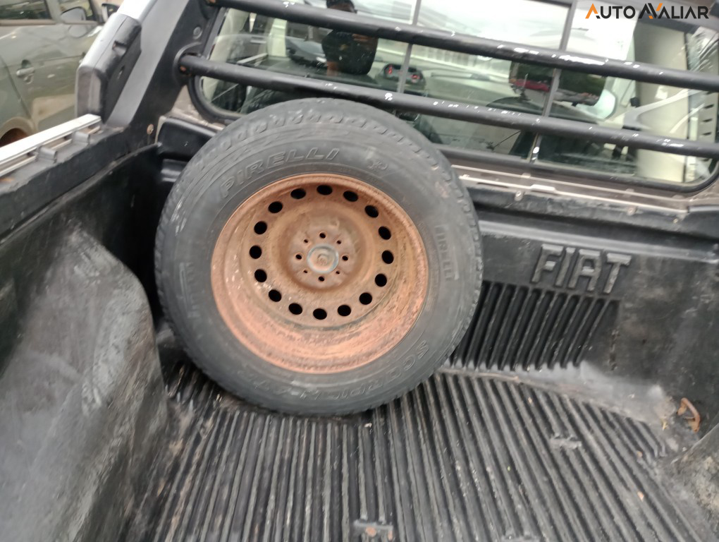 FIAT STRADA 1.8 MPI ADVENTURE CD 16V FLEX 2P MANUAL