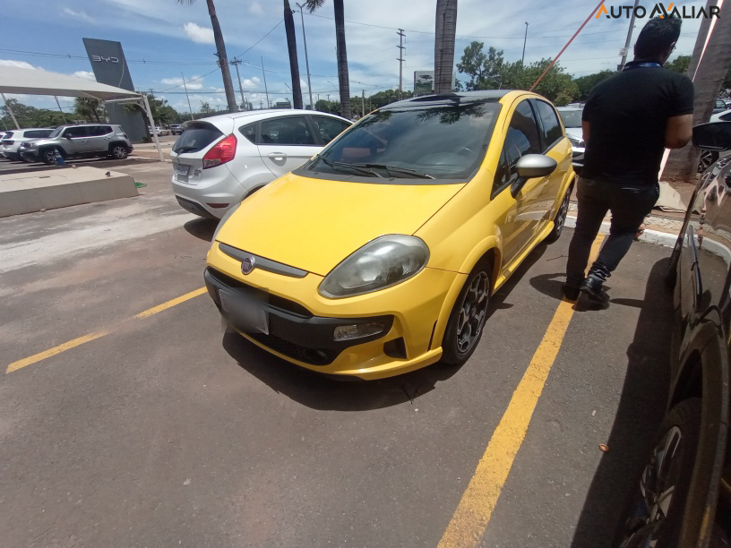 FIAT PUNTO 1.4 MPI 16V T-JET GASOLINA 4P MANUAL