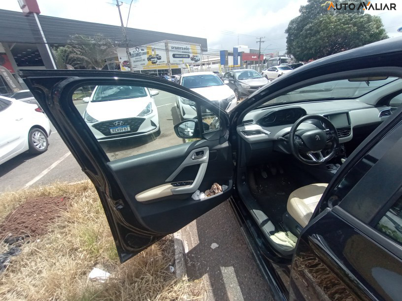 PEUGEOT 208 1.5 ALLURE 8V FLEX 4P MANUAL