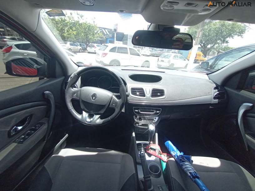 RENAULT FLUENCE 2.0 DYNAMIQUE 16V FLEX 4P AUTOMATICO
