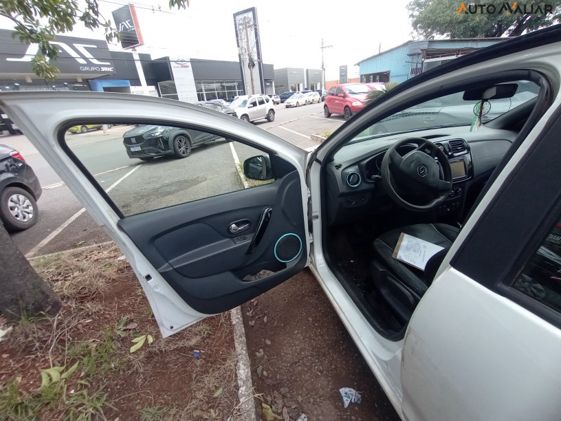 RENAULT SANDERO 1.0 12V SCE FLEX EXPRESSION MANUAL