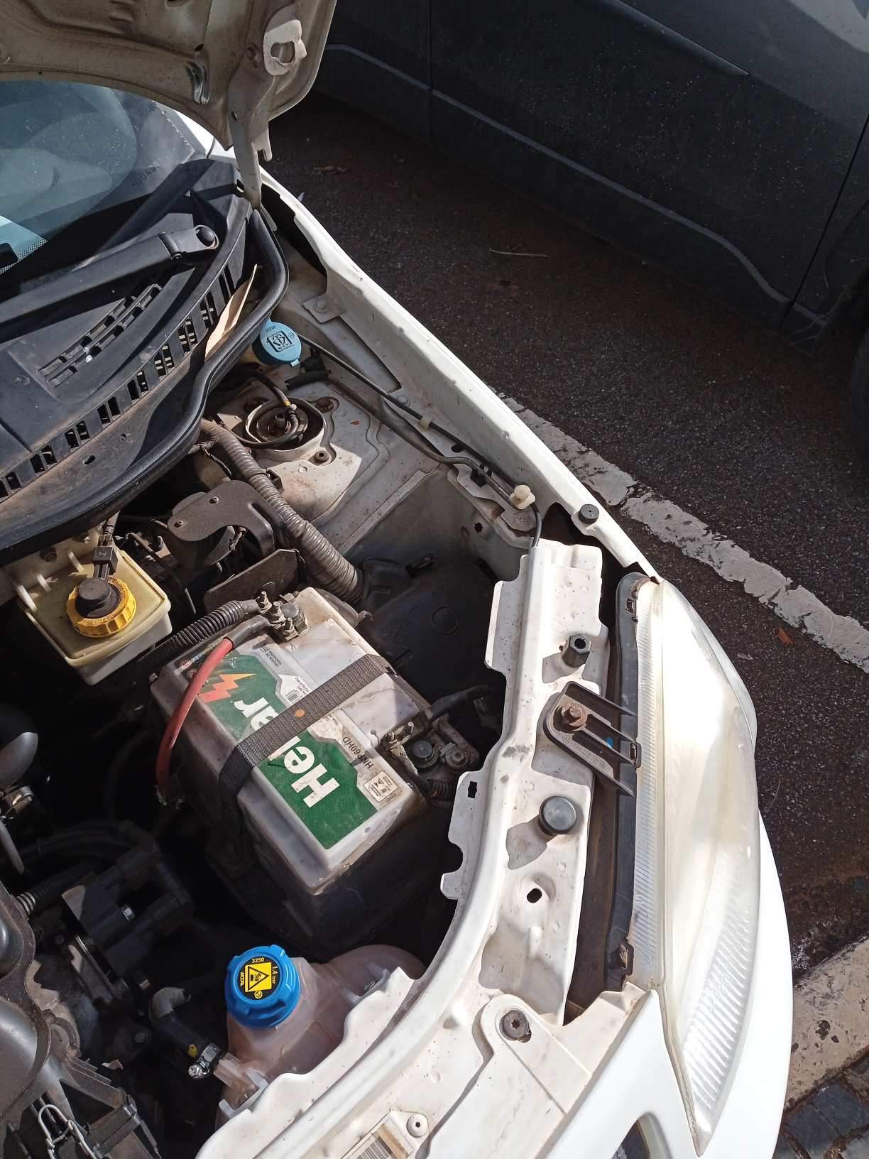 FIAT UNO 1.0 EVO VIVACE 8V FLEX 4P MANUAL