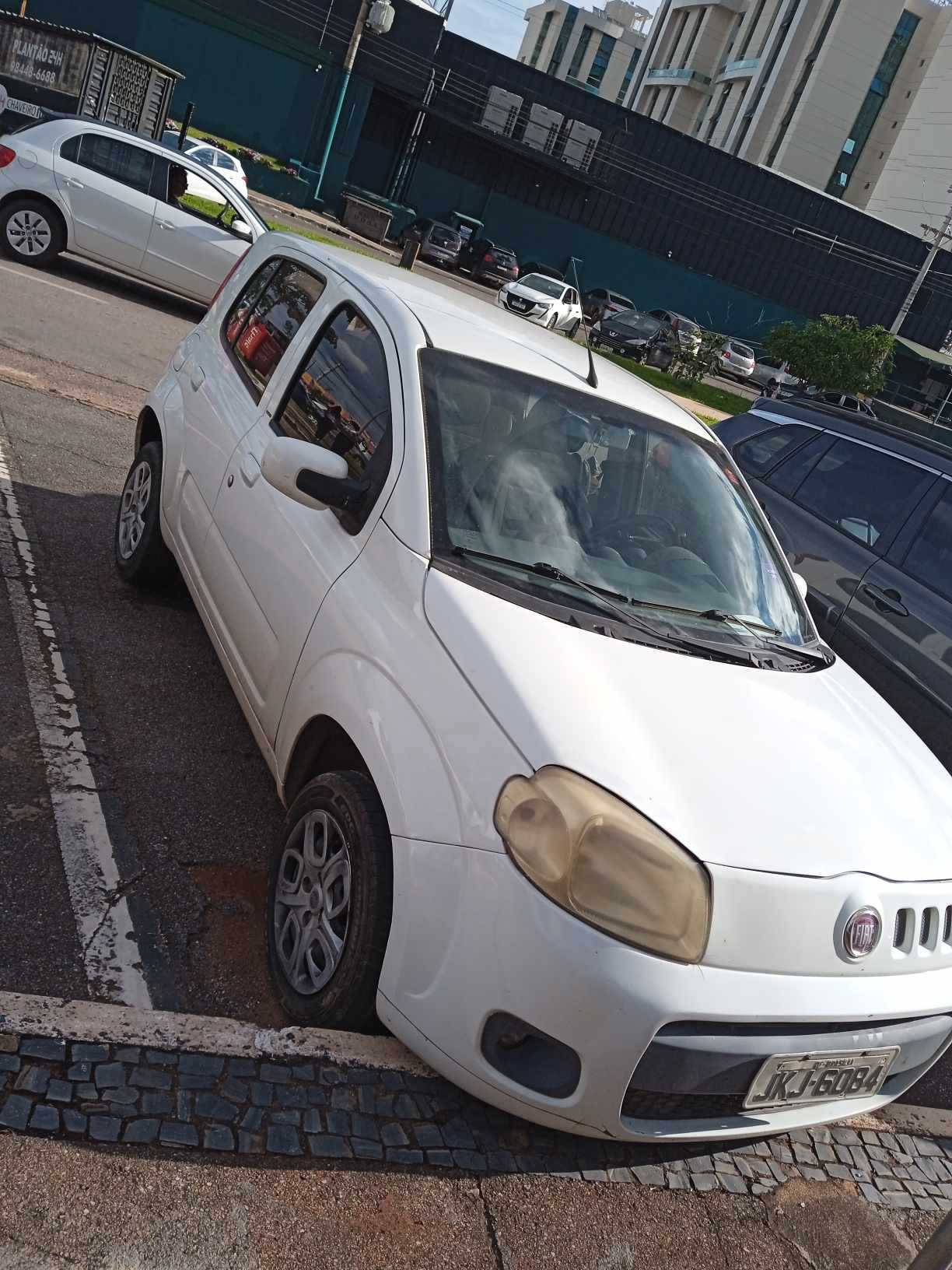 FIAT UNO 1.0 EVO VIVACE 8V FLEX 4P MANUAL