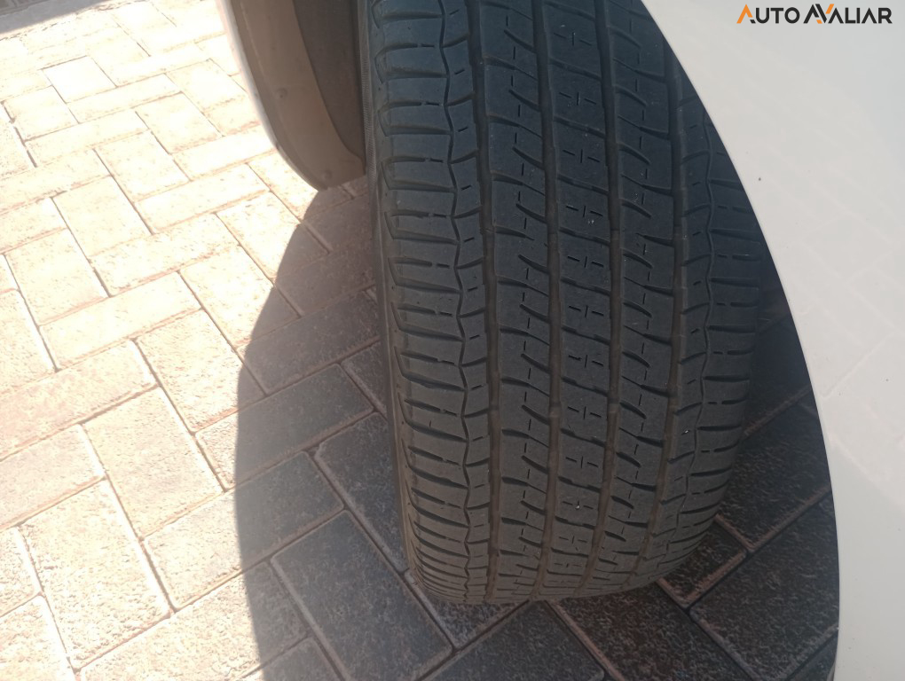 VOLVO S60 2.0 T4 MOMENTUM GASOLINA 4P AUTOMATICO