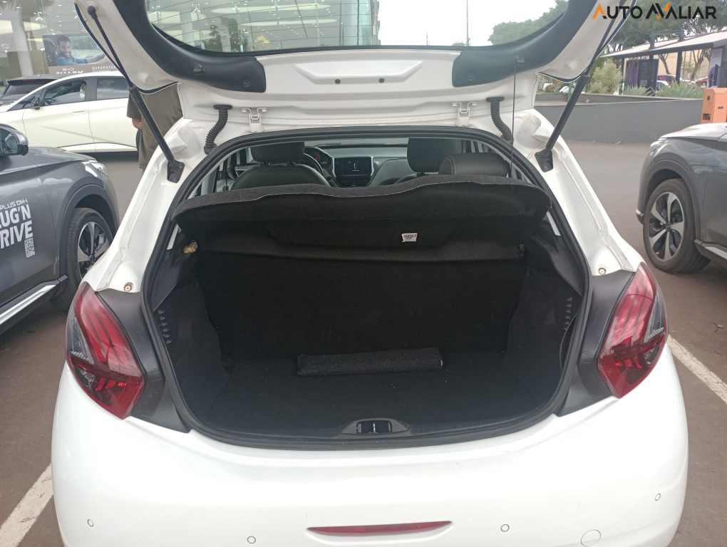 PEUGEOT 208 1.6 ALLURE 16V FLEX 4P AUTOMATICO