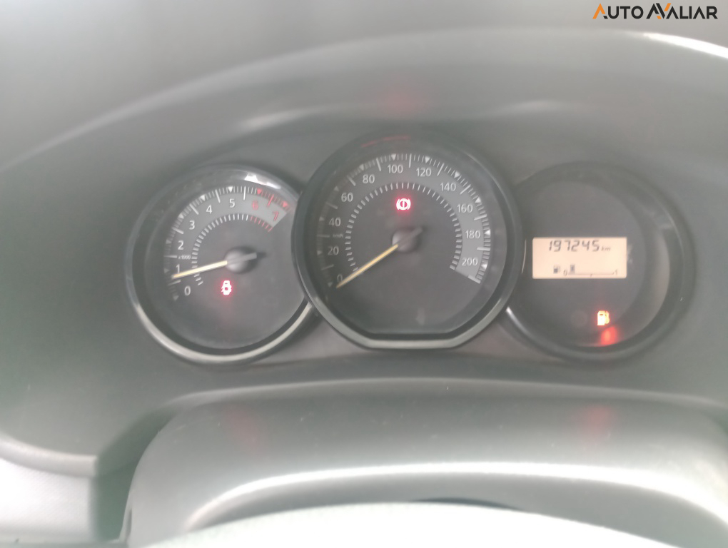 RENAULT SANDERO 1.0 AUTHENTIQUE 16V FLEX 4P MANUAL