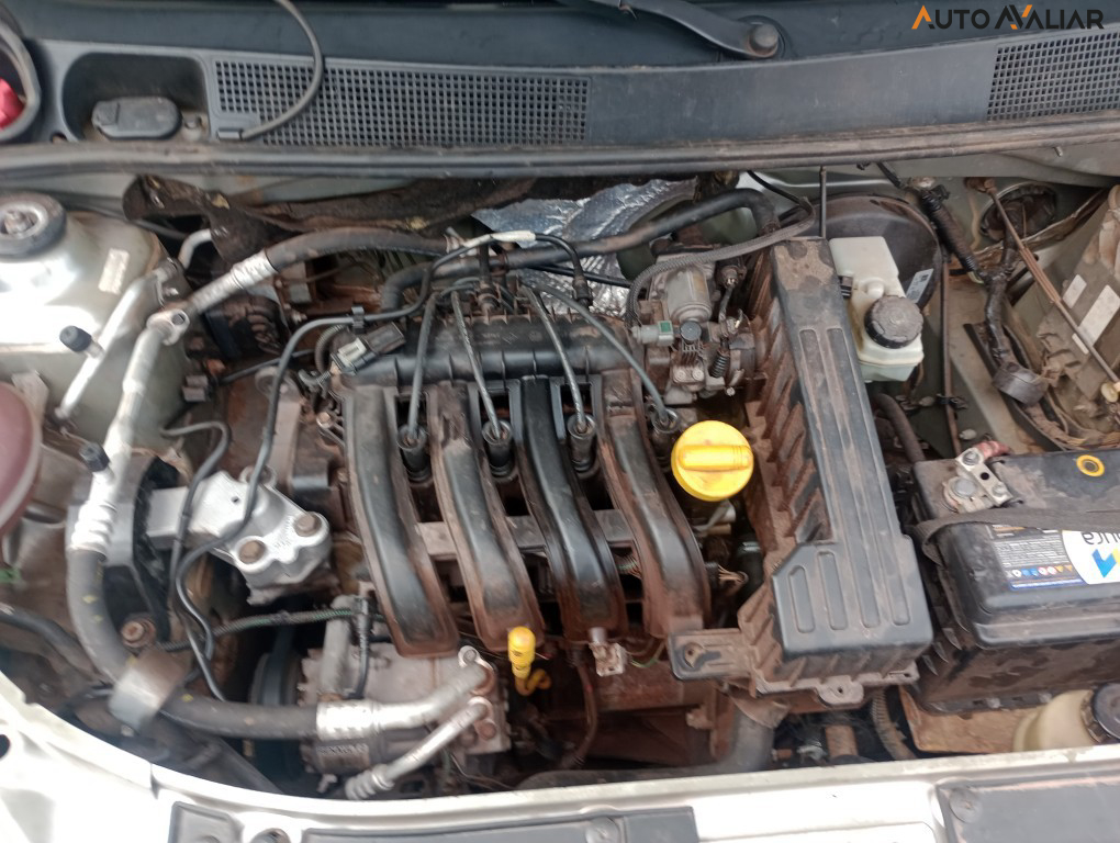 RENAULT SANDERO 1.0 AUTHENTIQUE 16V FLEX 4P MANUAL