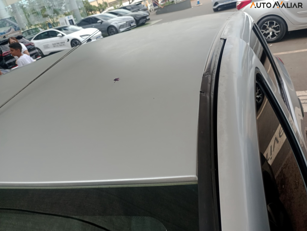 RENAULT SANDERO 1.0 AUTHENTIQUE 16V FLEX 4P MANUAL