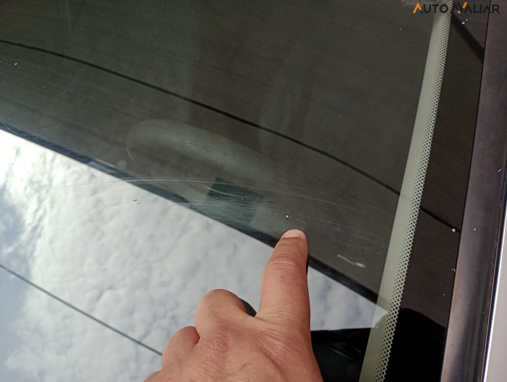 RENAULT SANDERO 1.0 AUTHENTIQUE 16V FLEX 4P MANUAL