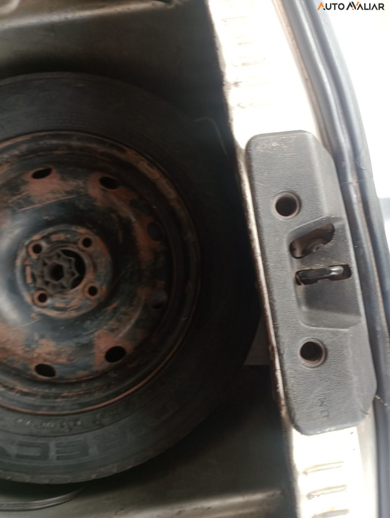 RENAULT SANDERO 1.0 AUTHENTIQUE 16V FLEX 4P MANUAL