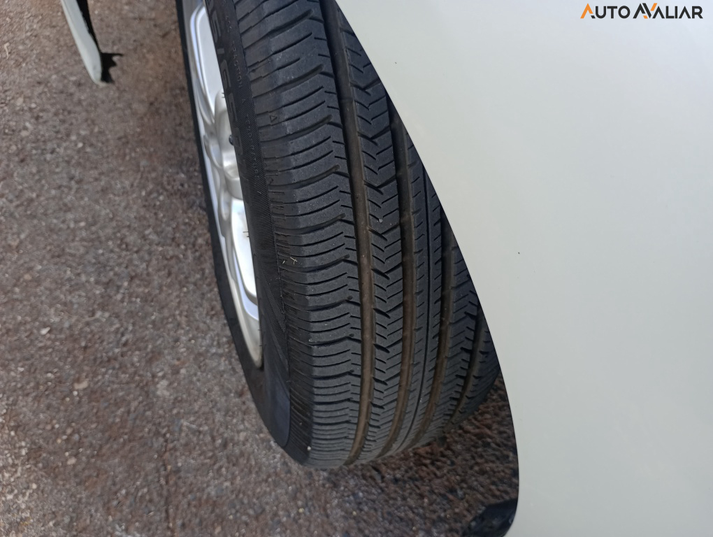 TOYOTA PRIUS 1.8 16V HIBRIDO 4P AUTOMATICO