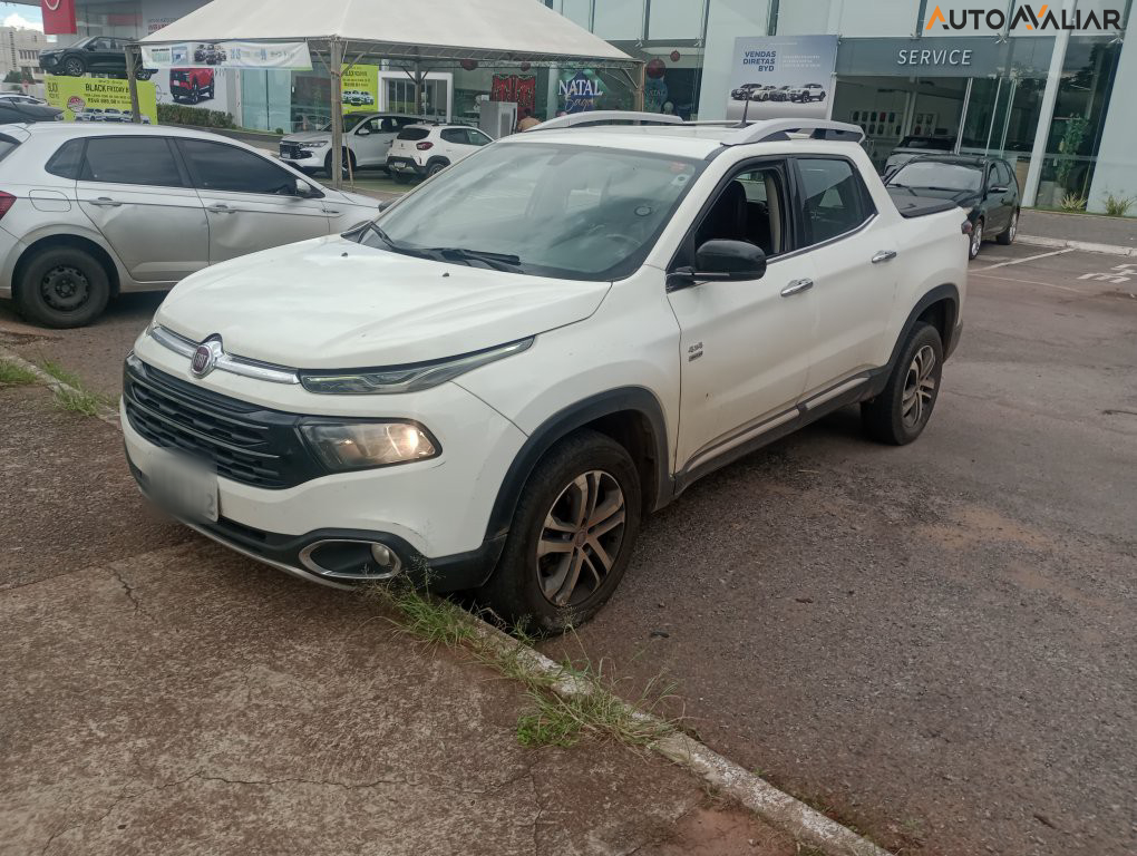FIAT TORO 2.0 16V TURBO DIESEL VOLCANO 4WD AT9