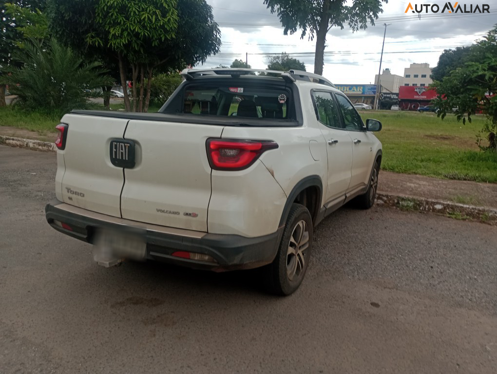 FIAT TORO 2.0 16V TURBO DIESEL VOLCANO 4WD AT9