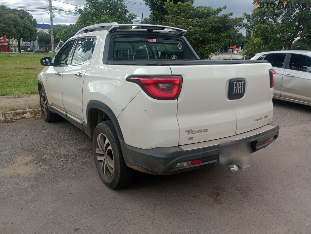 FIAT TORO 2.0 16V TURBO DIESEL VOLCANO 4WD AT9