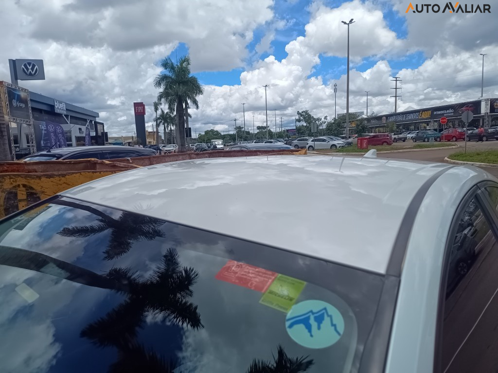 TOYOTA PRIUS 1.8 16V HIBRIDO 4P AUTOMATICO