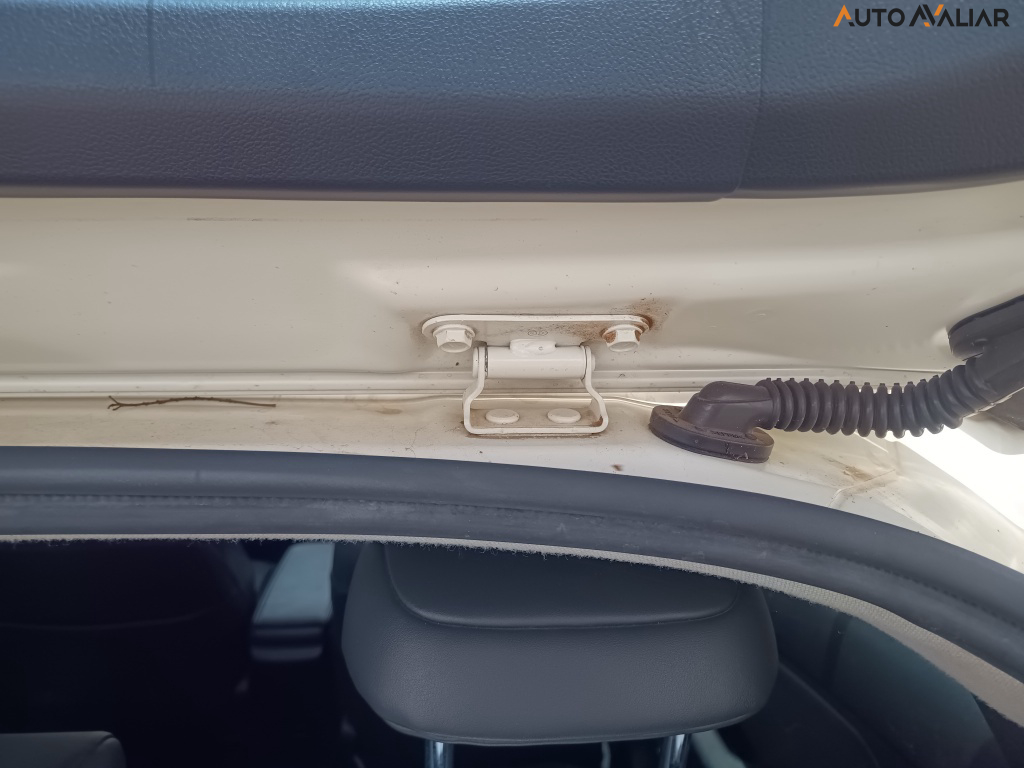 TOYOTA PRIUS 1.8 16V HIBRIDO 4P AUTOMATICO