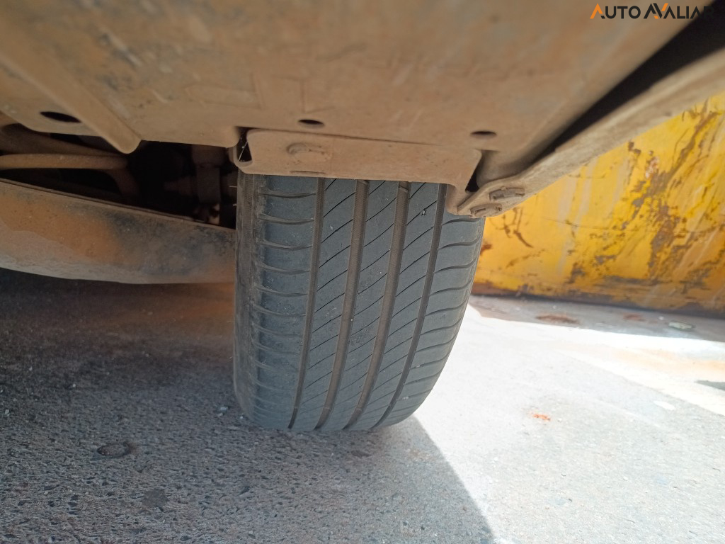 TOYOTA PRIUS 1.8 16V HIBRIDO 4P AUTOMATICO