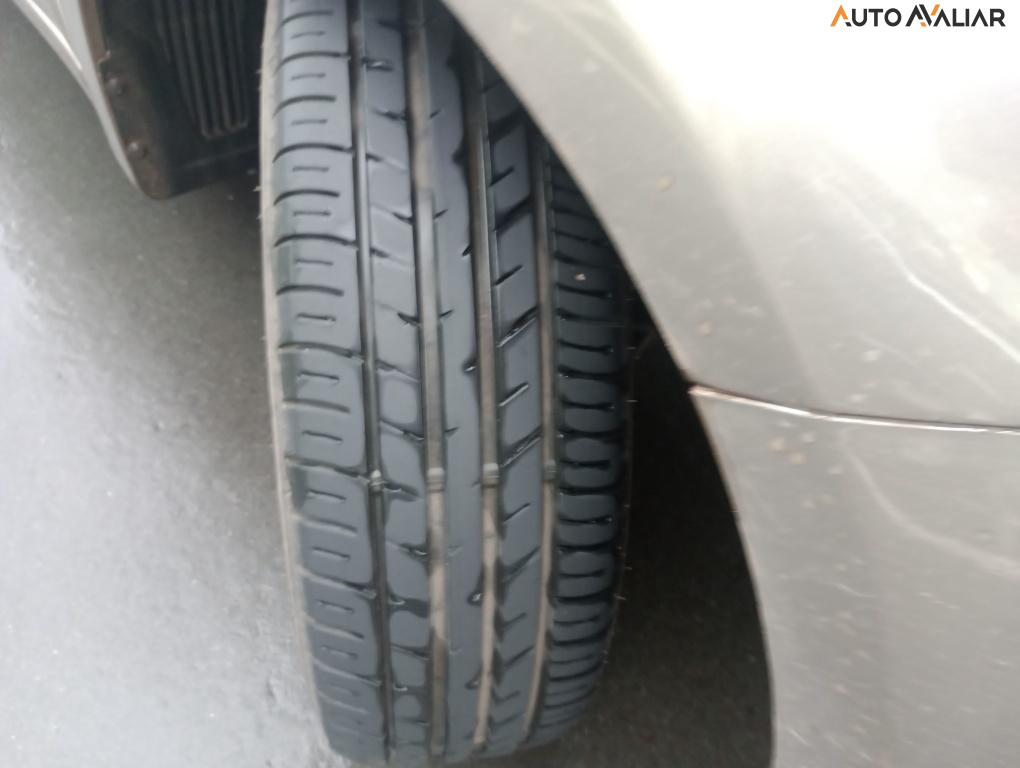 HYUNDAI HB20S 1.6 COMFORT PLUS 16V FLEX 4P AUTOMATICO