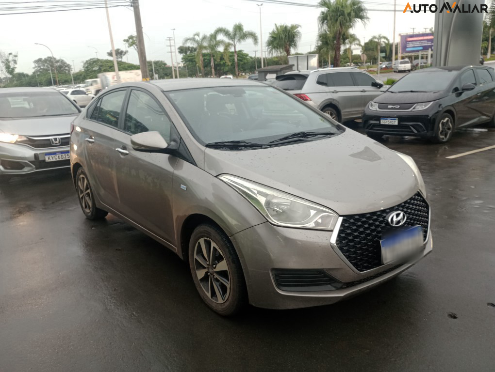 HYUNDAI HB20S 1.6 COMFORT PLUS 16V FLEX 4P AUTOMATICO