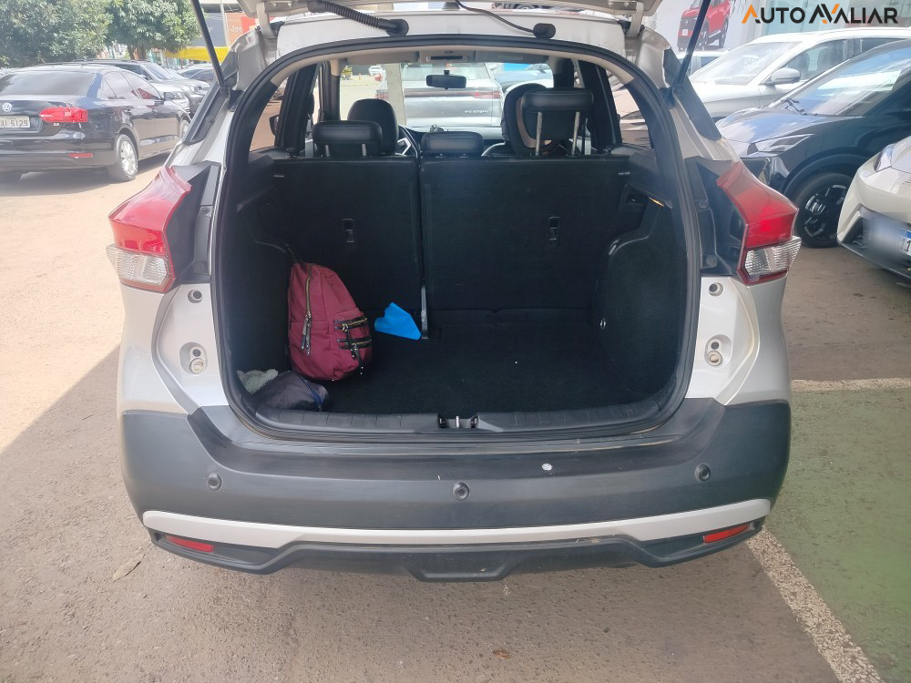 NISSAN KICKS 1.6 16V FLEXSTART SL 4P XTRONIC