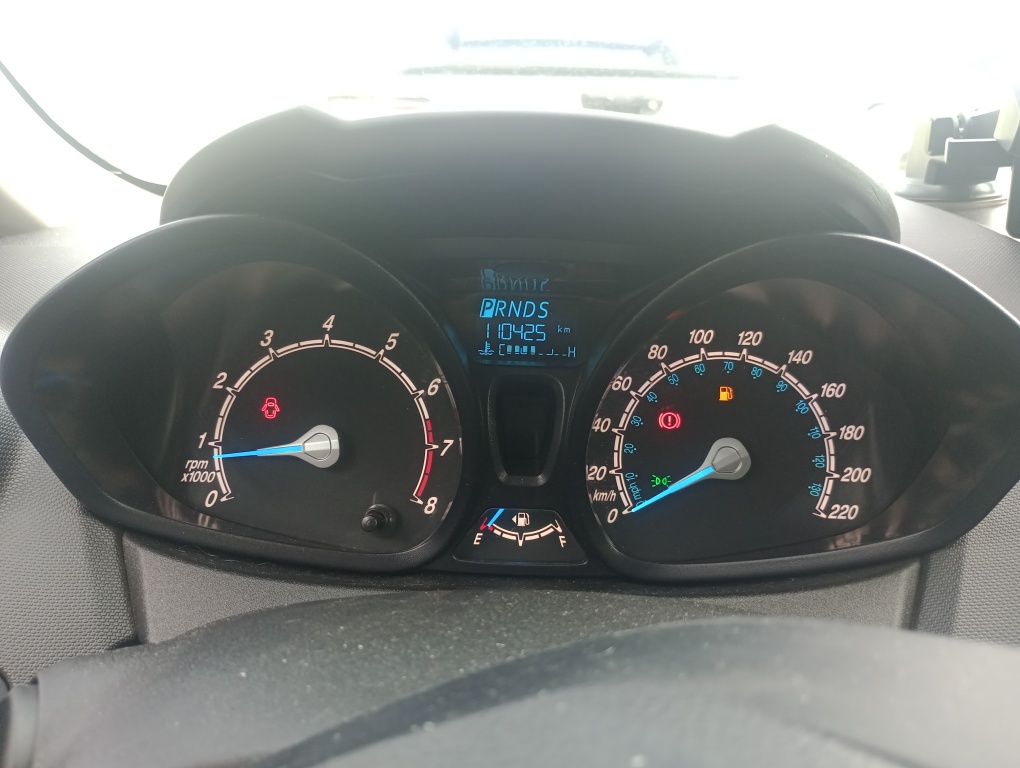 FORD FIESTA 1.6 SE HATCH 16V FLEX 4P POWERSHIFT