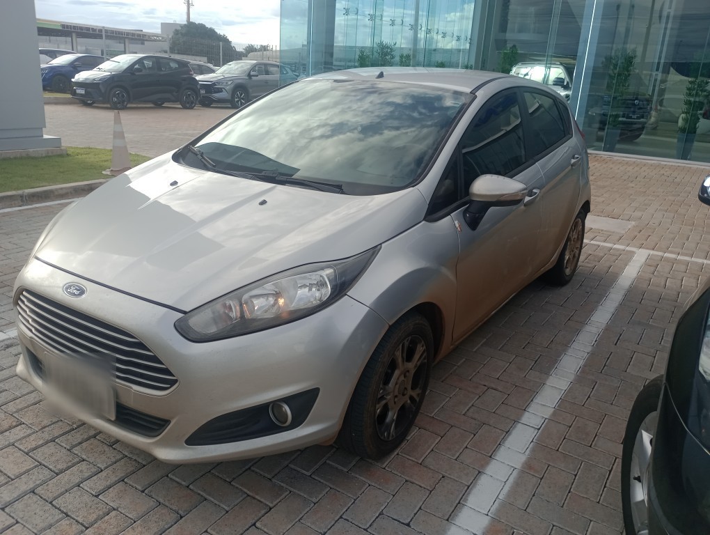 FORD FIESTA 1.6 SE HATCH 16V FLEX 4P POWERSHIFT