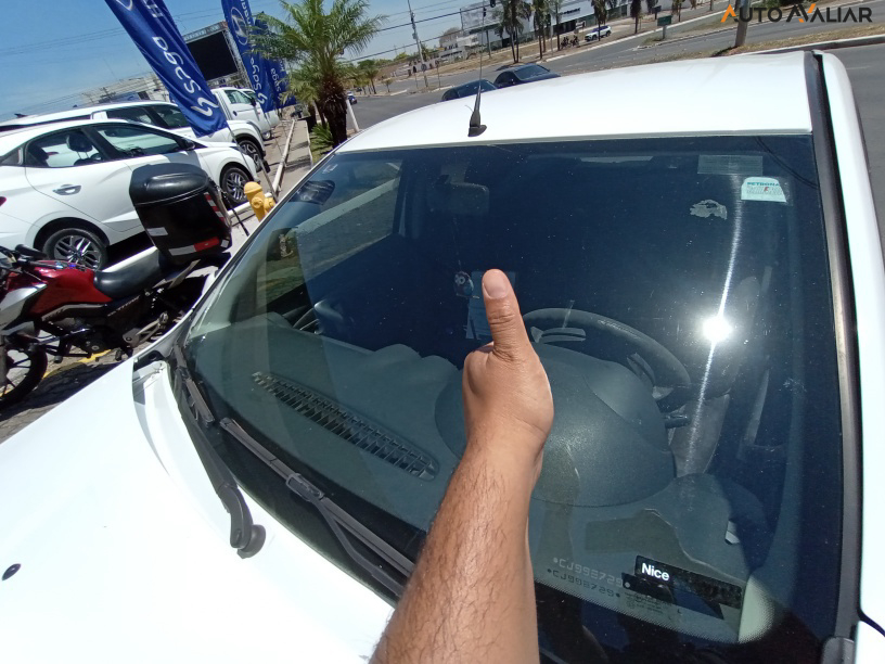 RENAULT SANDERO 1.0 EXPRESSION 16V FLEX 4P MANUAL