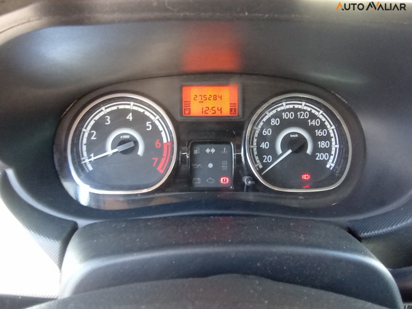 RENAULT SANDERO 1.0 EXPRESSION 16V FLEX 4P MANUAL