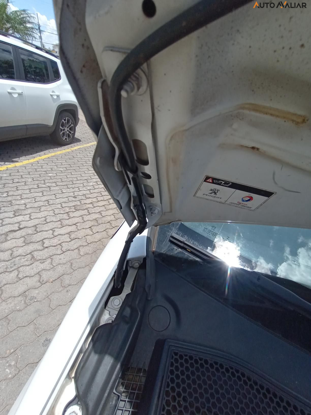 PEUGEOT 208 1.5 ACTIVE 8V FLEX 4P MANUAL