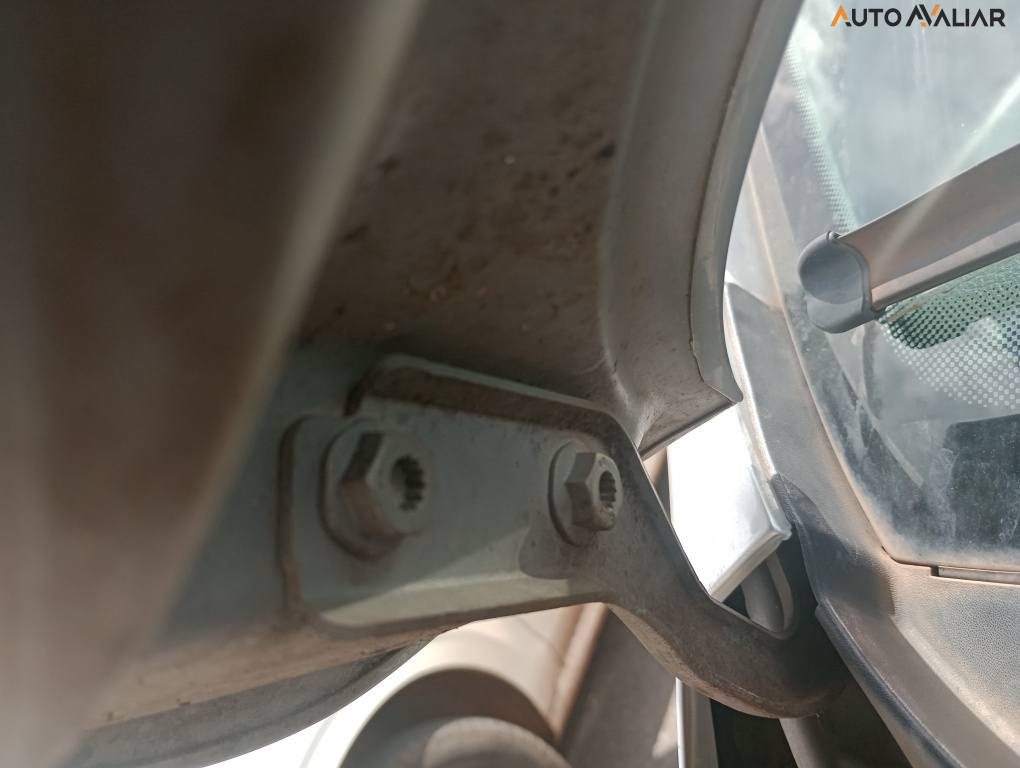 VOLKSWAGEN FOX 1.6 MSI COMFORTLINE 8V FLEX 4P AUTOMATIZADO