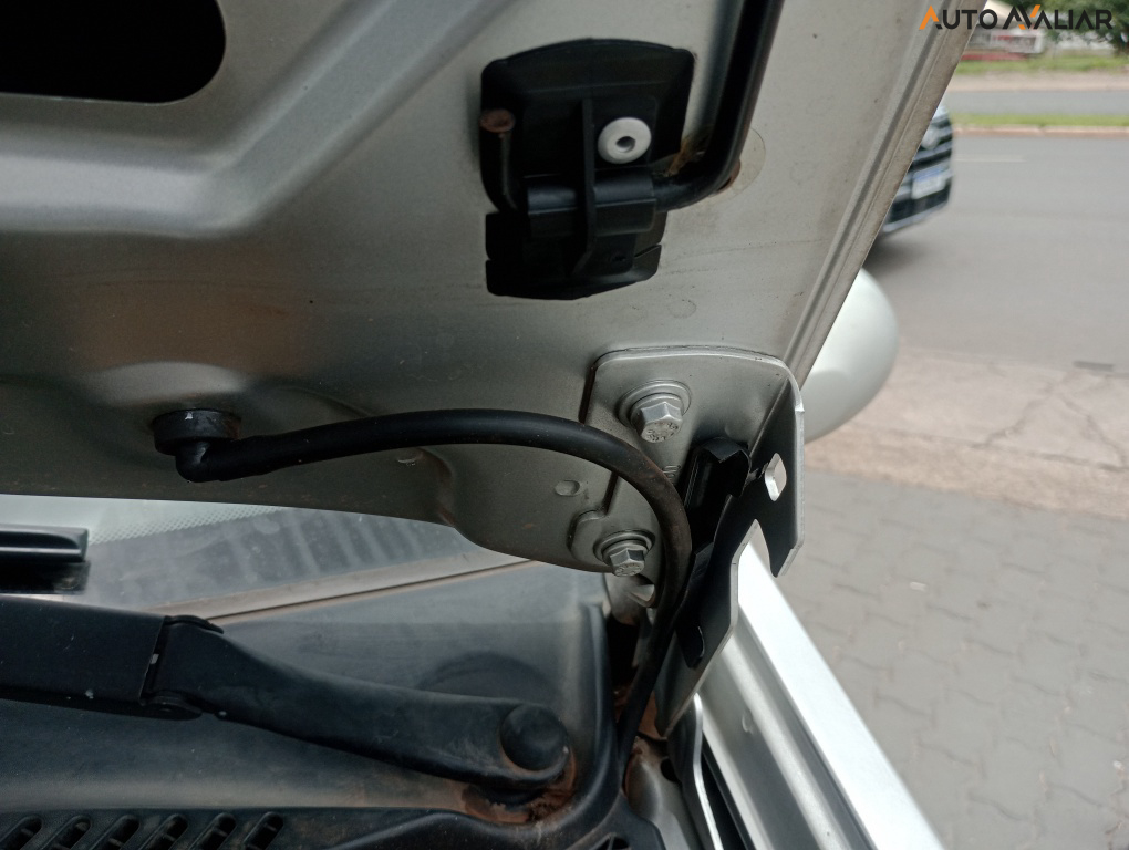 RENAULT SYMBOL 1.6 PRIVILEGE 16V FLEX 4P MANUAL