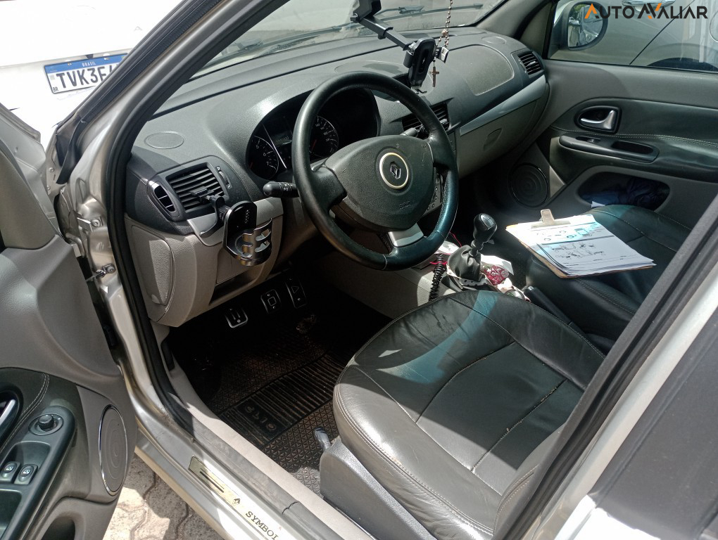 RENAULT SYMBOL 1.6 PRIVILEGE 16V FLEX 4P MANUAL