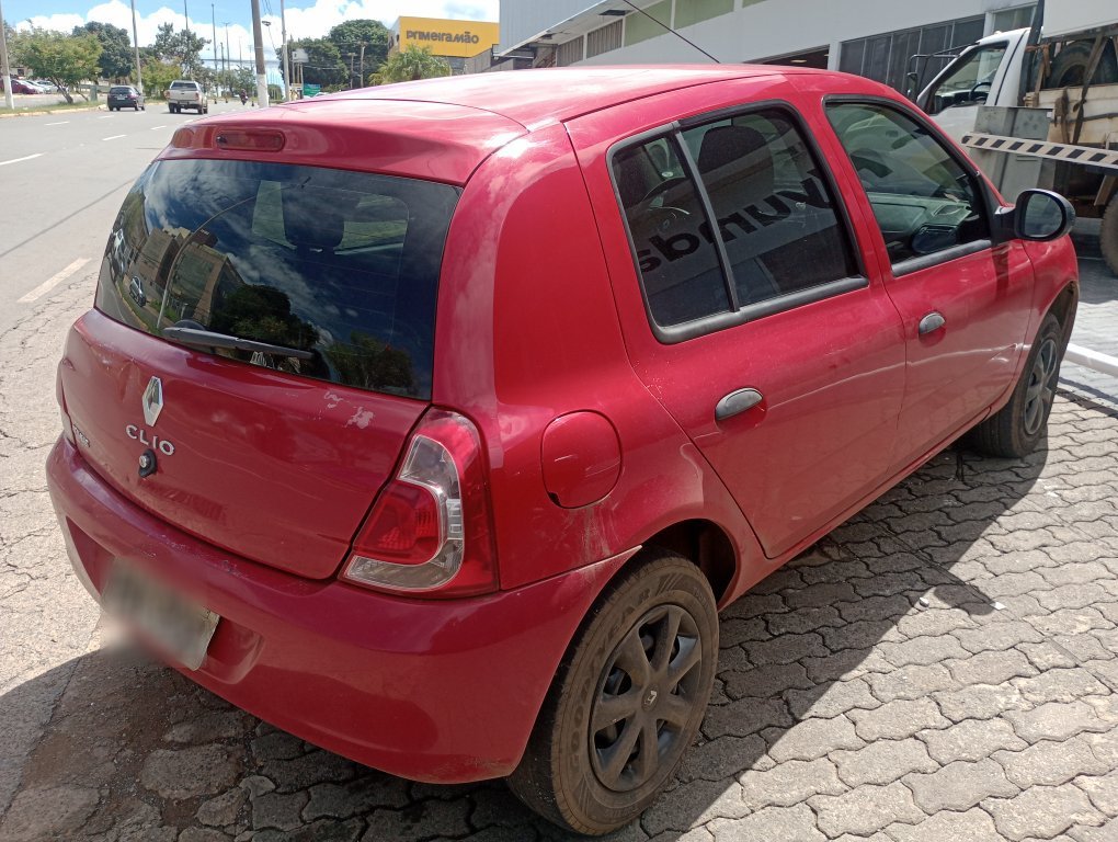 RENAULT CLIO 1.0 EXPRESSION 16V FLEX 4P MANUAL